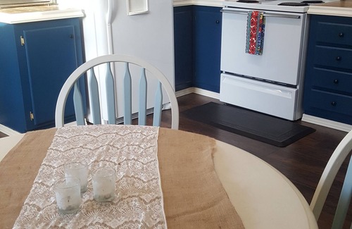 Sequim House | LAUGHING DUCK RANCH. Canal property and just steps away from the beach!