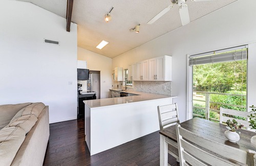 Mount Mourne House | Launch & Dock: Lake Norman Retreat w/Scenic Deck