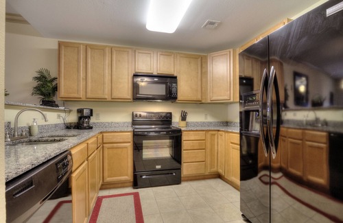 Pigeon Forge Condo | Laura's Mountain Blessing w/Pools, Hot tub, Balcony & Arcade. 2 King & 1 Queen