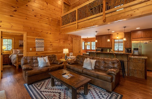 Banner Elk House | Laurel Creek Lodge - Pet Friendly! Pool table, hot tub, 2 acres, hiking trail with creek!