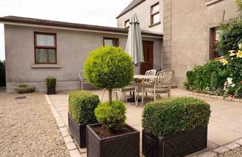 Kilgreaney Apartment | Laurel House