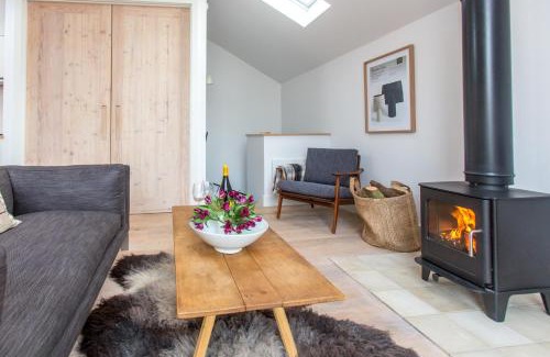 Aldeburgh Apartment | Laurel Studio