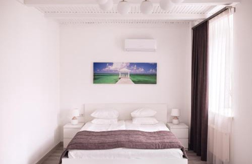 Ukmerge Hotel | Laurentroom Hotel