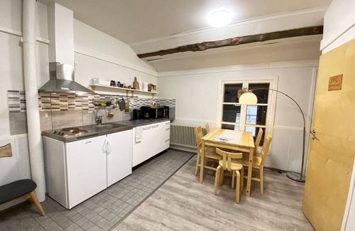 Rovaniemi Apartment | LAURI Historical Log House Manor