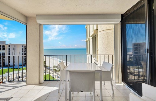 Moorings Condo | Lausanne at Park Shore