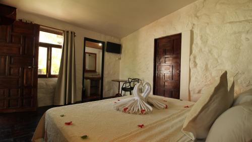 Bahia de la Academia House | Lava House Hostal