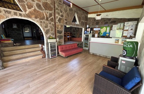 Bahia de la Academia Bed & Breakfast | Lava House Hostal