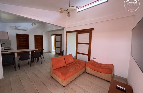 Bahia de la Academia Bed & Breakfast | Lava House Hostal