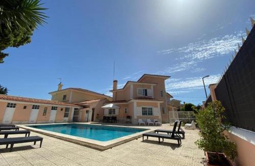 Cascais Villa | Lavanda Village Cascais - Villa Flamingo