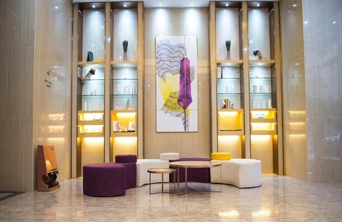 Heyuan Hotel | Lavande Hotel HeYuan HePing BaiSheng square
