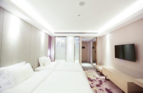 Changjiang County Hotel | Lavande Hotel (Jingdezhen Taoxichuan Creative Square Branch)
