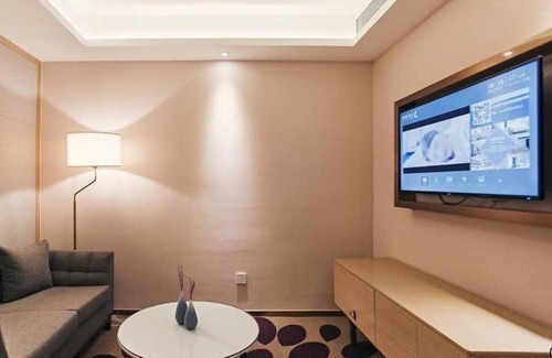 Haishu Hotel | Lavande Hotel Ningbo Railway Station North Square