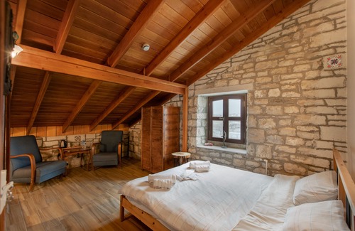Seferihisar Hotel | Lavantali Konak- Taşev Otel ve Restoran