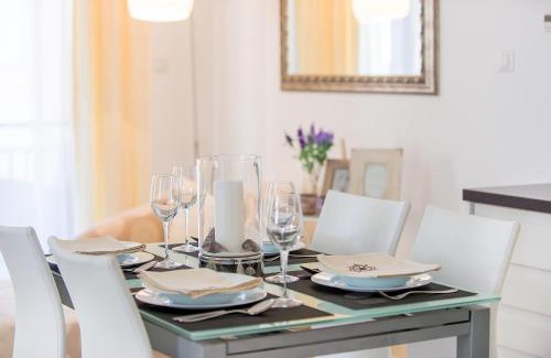 Donji Morinj Apartment | Lavender Bay Apartment C22