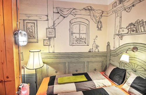 Inner City Budapest Hostel | Lavender Circus Hostel, Doubles & Ensuites