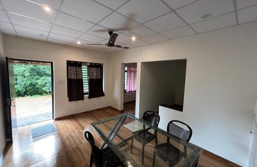 Lakkidi Apartment | Lavender Homestay