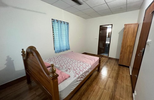 Lakkidi Apartment | Lavender Homestay