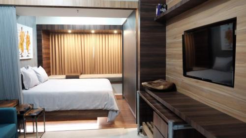 Catur Tunggal Apartment | Lavenderbnb Room 2 at Uttara the Icon Apartment