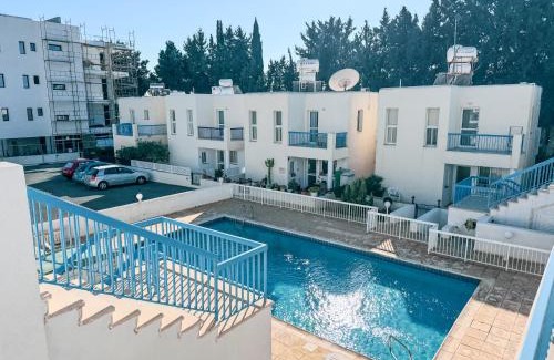 Universal Apartment | Lavi's Haven 2B, Paphos, Pool