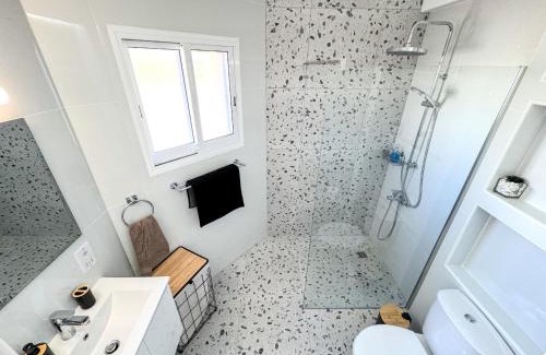 Universal Apartment | Lavi's Haven 2B, Paphos, Pool