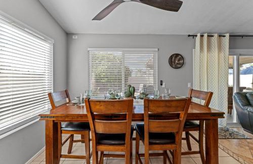 East Mesa House | Lavish 3br Haven W Private Pool