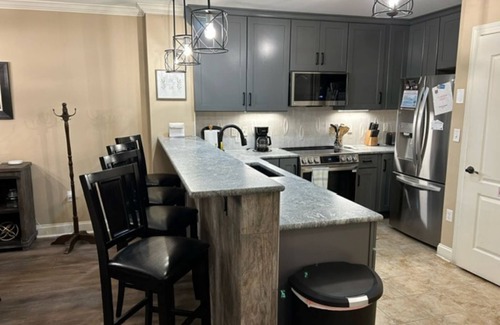 Gatlinburg Condo | Lavish Condo on the Parkway!
