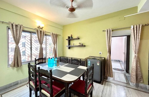 Kolkata Apartment | Lavish & Luxury 3BHK Apartment in Kalikapur Main Road