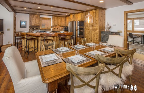Big Sky House | Lavish Ski-in/out Home! Hot Tub, Fireplace, Walk to Resort!