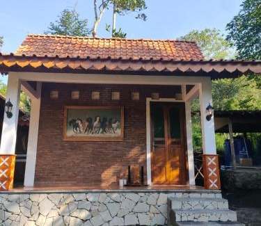 Pakem House | Lawang Pitu Untuk keluarga