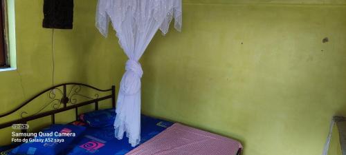 Bukit Lawang Bed & Breakfast | LawangInn- Restaurant-Guesthouse(B&B)