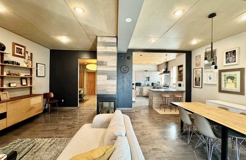 Lawrenceville House | Lawrenceville Pittsburgh Modern Loft Home