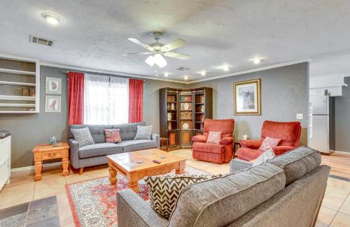 Lawton House | Lawton Home with Deck, Near Casinos and Museums!