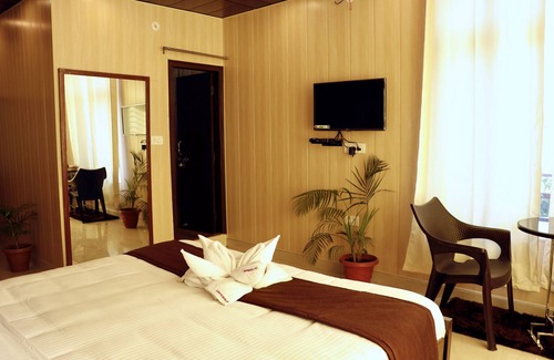 Bullawala House | Laxmi Bhawan: 2nd floor Luxury guest suite