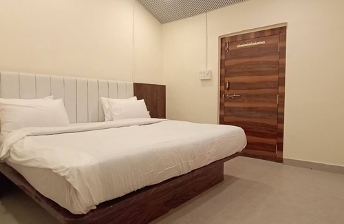 Matheran Resort | Laxmi Hotel, Matheran