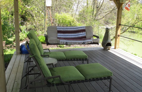 Lambton Shores Cottage | Layzee Waves Riverfront Cottage