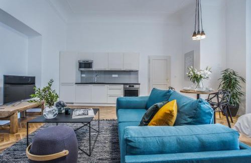 Mala Strana Apartment | Lazenska N4 Residence