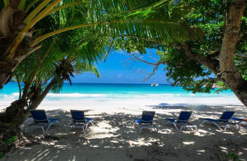 Anse Boudin Apartment | Lazio Beach Residence