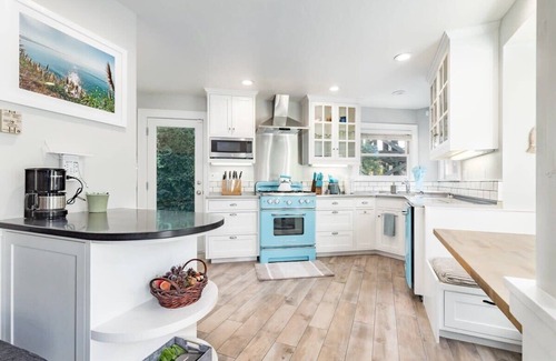 Capitola House | Lazy Bear Beach House
