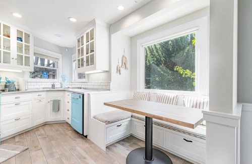 Capitola House | Lazy Bear Beach House