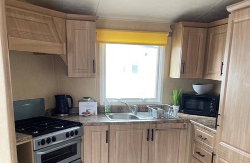 Hamworthy House | Lazy Bear Holidays - Arne View