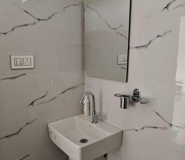 Narasapura House | Lazy Daisy Medows