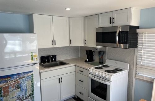 Myrtle Beach Cottage | Lazy Days Cozy Cottage Ocean Lakes