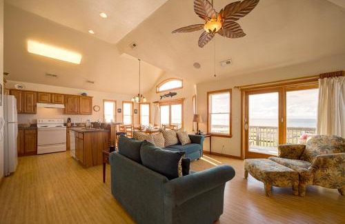 Buxton House | Lazy Daze 625