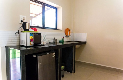 Carmona Hotel | Lazy Frog Goa