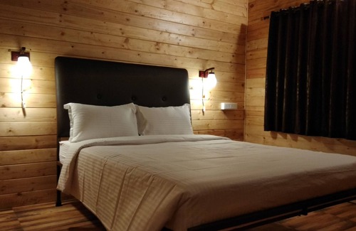 Carmona Hotel | Lazy Frog Goa