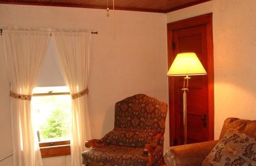 Williamstown House | Lazy L - 3 bedroom, 1 bath 1939 farm house located on 92 acre farm with woods