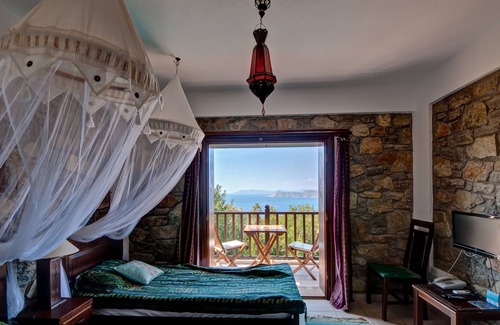 Faralya Hotel | Lazy Lizard Boutique Hotel
