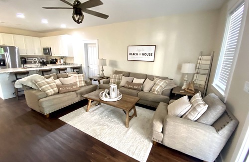Port St. Joe Cottage | Lazy Lou.Low Rates for Sept-Oct.4 Bedroom+4.5 Bath+Screen Porches+Pools+Hot Tub.