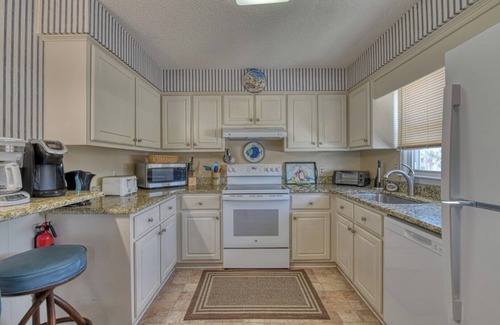 Garden City House | Lazy O - Four Bedroom, Three 1/2 Bath Oceanfront Home with Private Pool