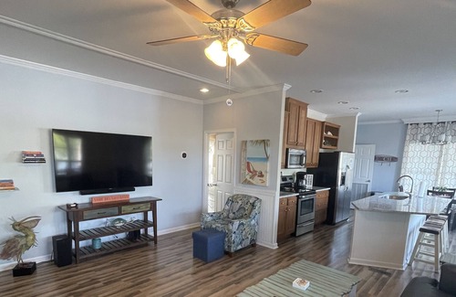 Garden City House | Lazy Pelican Beach House